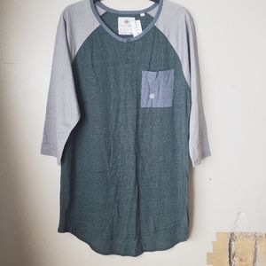 ON THE BYAS : Green Long Sleeve Shirt